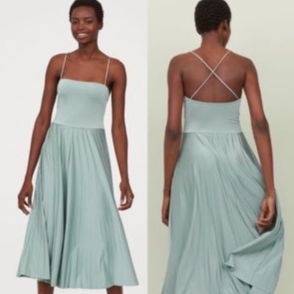 NWT H&M Blue Pleated Midi Dress - S